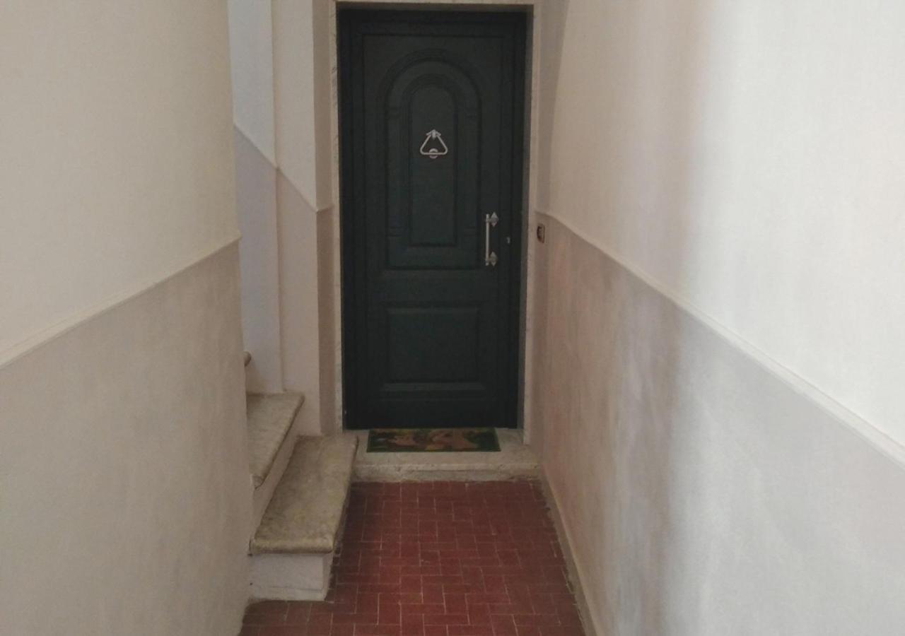 Casa Artisti Apartment Carrara Exterior photo